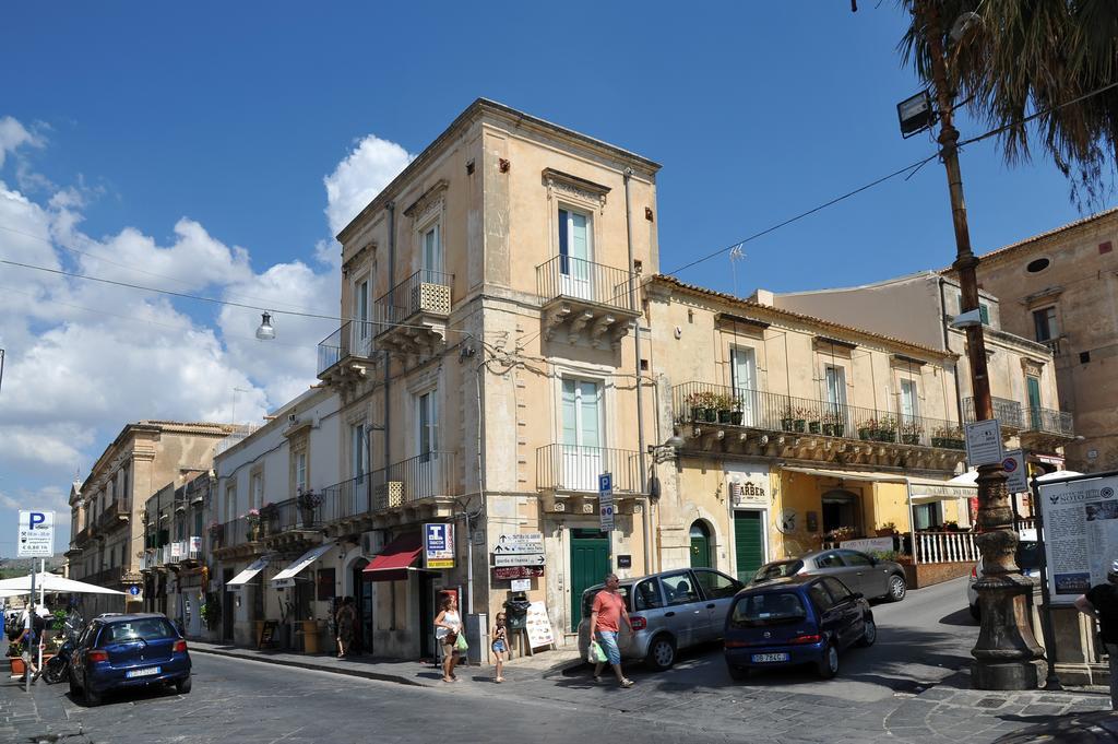 Kalote' Apartments Noto Extérieur photo